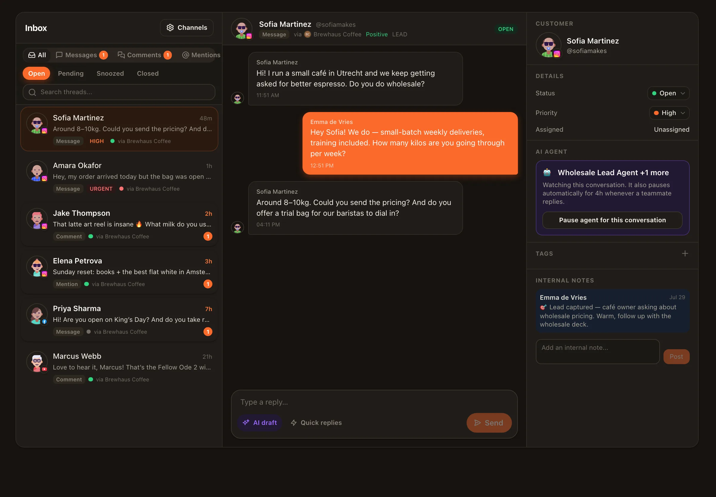 A customer conversation in Nimply with an AI agent watching it and an AI draft button in the composer